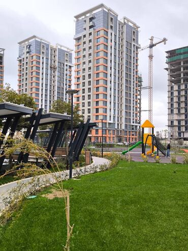 Günlük kirayə mənzillər: 3 otaqlı, Nərimanov r. r-nu — 18