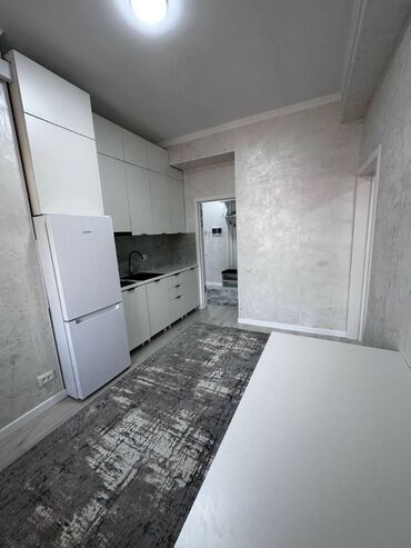 2 комнатная квартира в джале: ✨Продается 2 комнатная квартира 📍Район: Джал ✦ ︎Серия: Элитка ✦