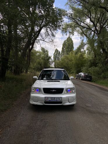 бампер на импрезу: Subaru Forester: 2001 г., 2 л, Автомат, Бензин, Кроссовер