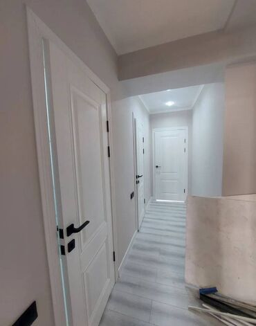 квартира токмок на долгий срок: 3 бөлмө, Толугу менен эмереги бар