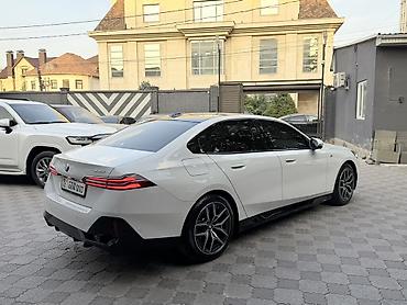 gla 220: BMW 5 series: 2023 г., 2 л, Автомат, Бензин, Седан — 4