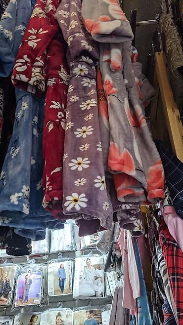 Домашние костюмы: Теплые халаты Женские пенка халаты Махровые халаты Велюровые халаты — 11