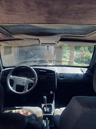 авто пакраски: Volkswagen Passat: 1988 г., 1.8 л, Механика, Бензин, Седан — 10