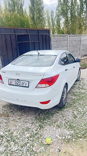 probox toyota: Hyundai Solaris: 2012 г., 1.6 л, Автомат, Седан — 4