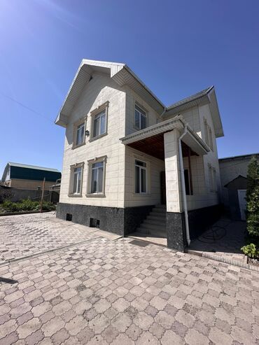 продается дом арашане: Дом, 200 м², 5 комнат, Риэлтор, Евроремонт