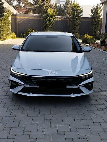 castrol 5w40: Hyundai Elantra: 1.5 l | 2024 il Sedan — 1