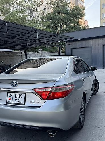 Toyota: Toyota Camry: 2015 г., Гибрид, Седан — 6