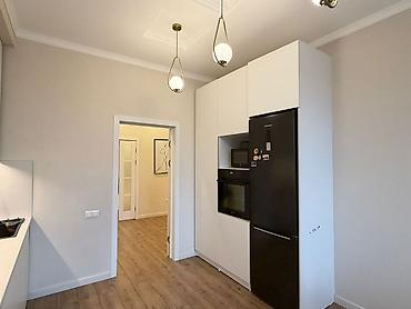 Продажа квартир: 3 комнаты, 117 м², 2 этаж — 11