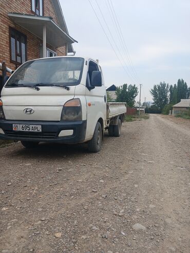 продам срочно машину: Hyundai