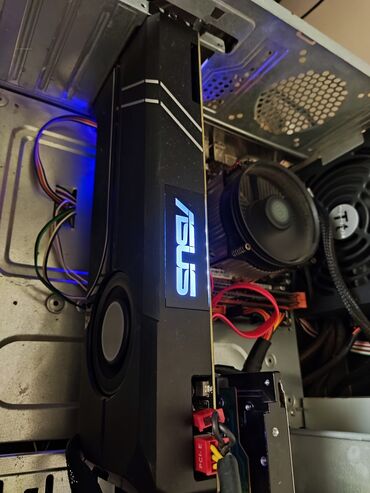 kampyuter: Видеокарта Asus GeForce GTX 1060, 6 ГБ, Б/у
