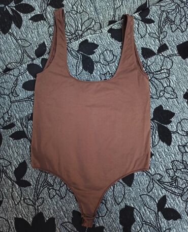 jakne za zimu 2022: Vero moda body
velicina S/M