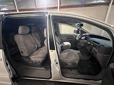 Toyota Estima: 2002 г., 3 л, Автомат, Газ, Минивэн