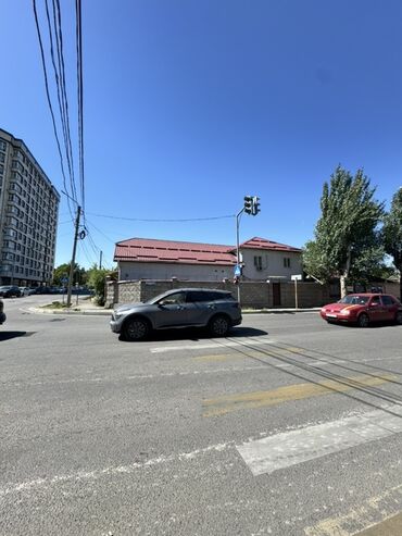 два дома: Дом, 320 м², 7 комнат, Собственник, Евроремонт