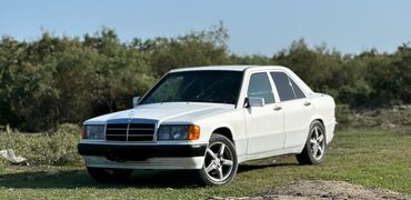 Mercedes-Benz: Mercedes-Benz 190 (W201): 2.3 l | 1991 il Sedan