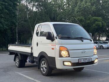Легкий грузовой транспорт: Легкий грузовик, Hyundai, Б/у