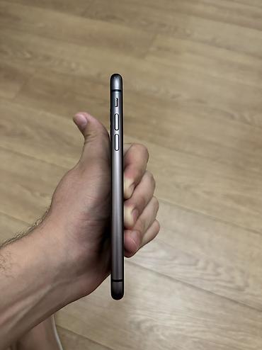 ikinci el ipone 11: IPhone 11, 64 GB, Qara, Simsiz şarj, Face ID — 4