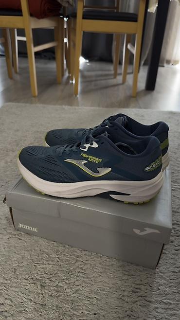 Joma Running idman ayaqqabılsı Orjinaldır qutusu var Ölçü 40 - Model
