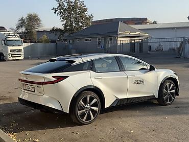 spark 2021: Toyota bZ5: 2026 г., Автомат, Электромобиль, Лифтбек — 3