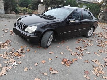 Mercedes-Benz: Mercedes-Benz C 200: 2 l | Sedan — 9