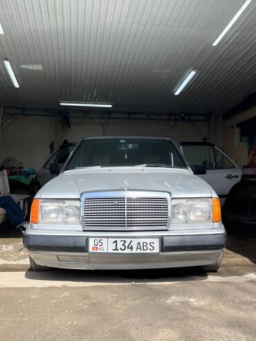 ищу машину в рассрочку: Mercedes-Benz W124: 1989 г., 2 л, Механика, Бензин, Седан