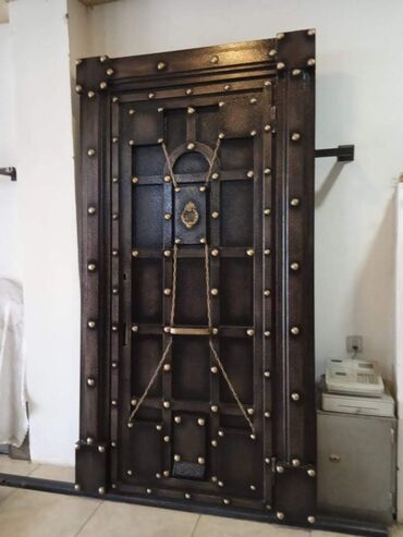 Giriş qapıları: Yeni Giriş qapısı Zamok və çərçivə ilə, Zəmanətli, Pulsuz quraşdırma, Ödənişli çatdırılma, Pulsuz çatdırılma, Rayonlara çatdırılma — 7