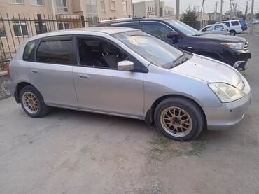 honda cvik: Honda Civic: 2002 г., 1.7 л, Вариатор, Бензин, Хэтчбэк