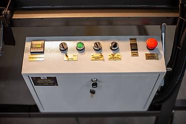 Вакуумно-формовочные станки: Мембранно-вакуумный пресс для шпонирования и фасадов Идеальное — 10