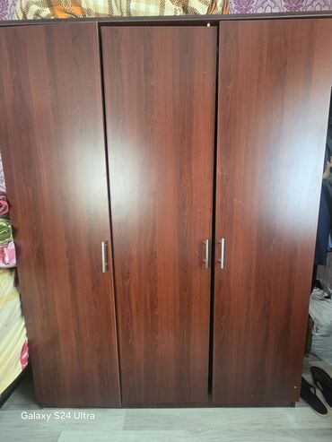горка мебель: Açılan, 3 qapılı Düz dolab, Qarderob, paltar dolabı