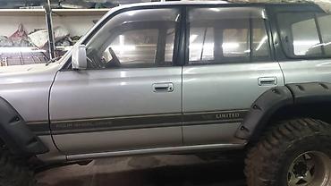 повортники ауди с4: Toyota Land Cruiser: 1993 г., Автомат, Бензин, Внедорожник — 4