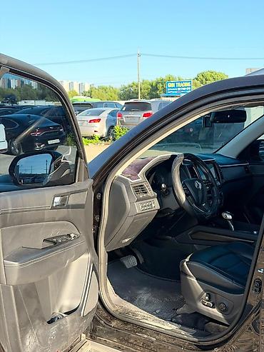 ender s: Ssangyong Rexton: 2019 г., Автомат, Внедорожник — 6