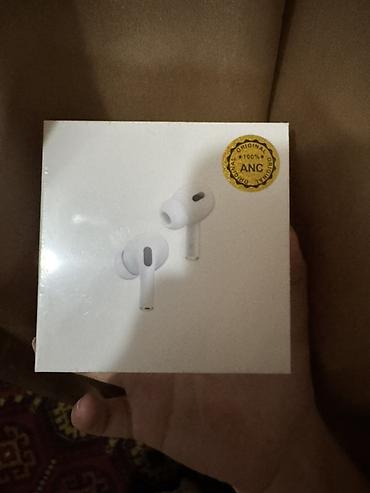 ayfon 14: Наушники Apple AirPods Pro (2‑го поколения) с кейсом MagSafe — 1
