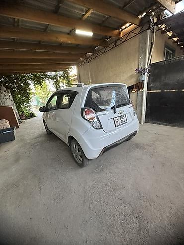 spark 7: Chevrolet Spark: 2012 г., Автомат, Бензин, Хэтчбэк — 3