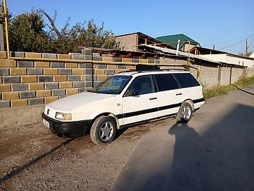 Volkswagen Passat Variant: 1992 г., 1.8 л, Механика, Бензин, Универсал