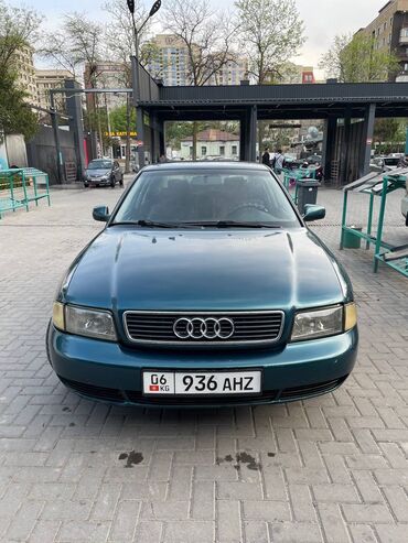 продаю рассрочку: Audi A4: 1997 г., 1.8 л, Автомат, Бензин, Седан