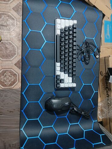 razer v3: Клавиатура, Проводное подключение