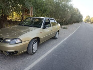 subaru forester машина: Daewoo Nexia: 2009 г., 1.6 л, Механика, Бензин, Седан