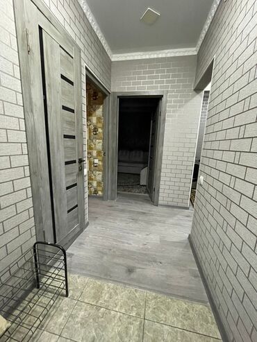 снять квартиру в бишкеке на месяц: 3 комнаты, 72 м², 106 серия, 2 этаж, Евроремонт