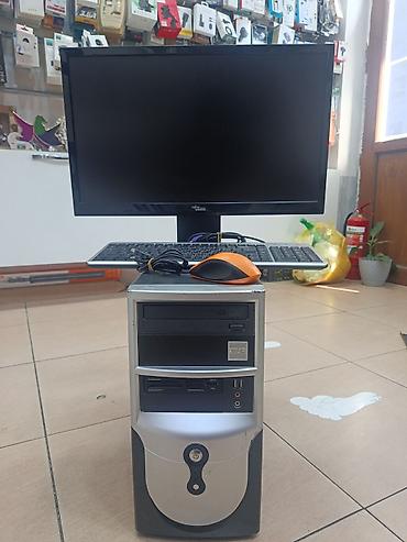 prosessor i7: Stolüstü Kompüter Dəsti Komponentlər: - Monitor: Fujitsu Siemens 22" — 7