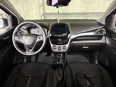 spark 2021: Chevrolet Spark: 2019 г., 1 л, Автомат, Бензин, Хэтчбэк — 4