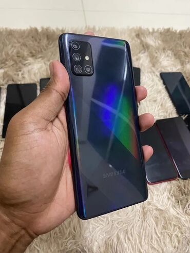 телефоны флай 4415: Samsung Galaxy A71, 128 ГБ, цвет - Черный