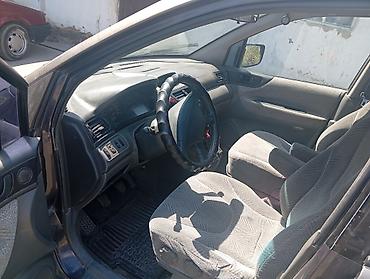 mcv 21: Mitsubishi Space Wagon: 1998 г., 2.4 л, Механика, Бензин, Минивэн — 5