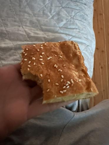 ат пони: Кусок пирога Стартовая цена:40 000$ в составе мясо кенгуру можно — 1