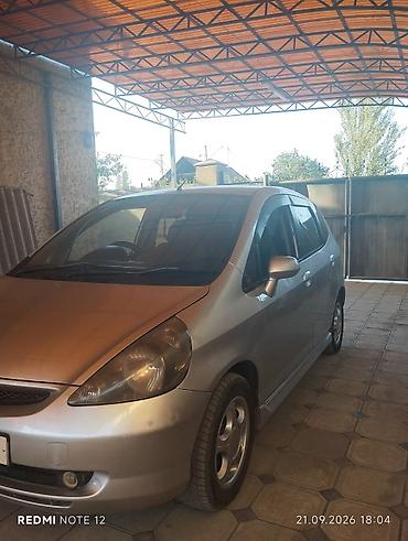 fit 2004: Honda Fit: 2002 г., 1.3 л, Автомат, Бензин, Хэтчбэк — 2