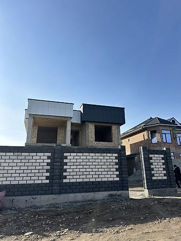 Продажа домов: 6 комнат и более, 220 м², 4 соток, Бишкек, Рухий Мурас ж/м Собственник — 4