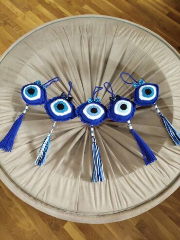Göz muncuğu: Əl işi, nazar boncugu sifarişlə hazırlanır 5-12 sm ölçüdə . Həm evdə — 6