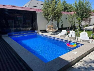 Посуточная аренда домов: Просторный дом с современной отделкой и благоустроенным двором. - — 15