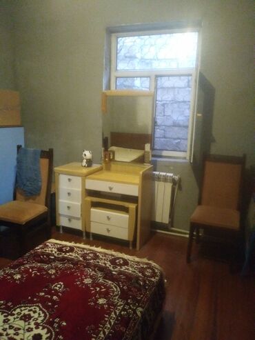 Otaqların satışı: 1 mərtəbəli kürsülü 4 otaqlı həyət evi 100 kv ev həyətlə birlikdə 2 -da lalafo.az — 5 Otaqların satışı: 1 mərtəbəli kürsülü 4 otaqlı həyət evi 100 kv ev həyətlə birlikdə 2 — 5