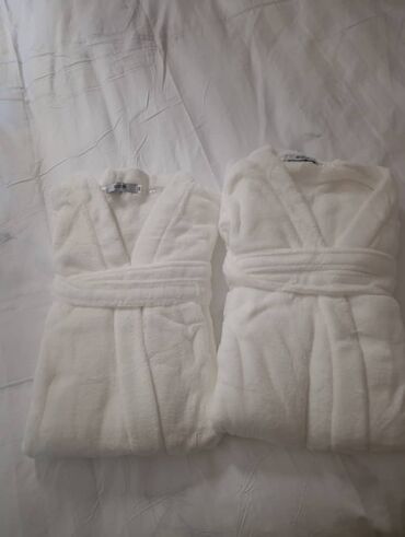 Отели и хостелы: Гостиница 🏨 Аламединский рынок "Аура" Адрес : Аламединский рынок — 10