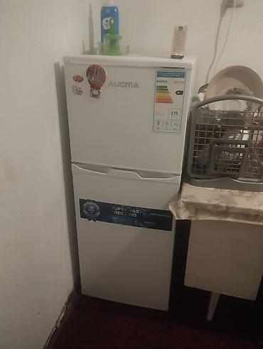 freezer: Холодильник AUCMA с нижним морозильным отделением. Особенности: - — 1