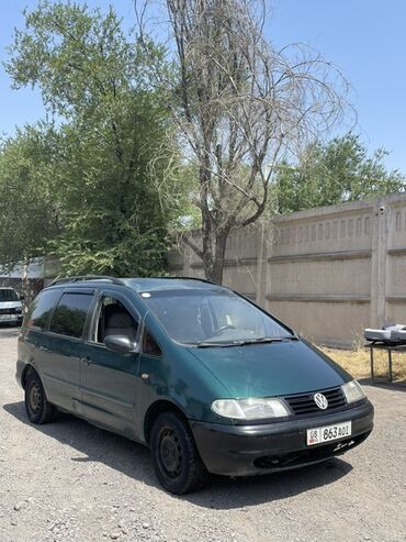 машина прадайу: Volkswagen Sharan: 1996 г., 2 л, Механика, Бензин, Вэн/Минивэн